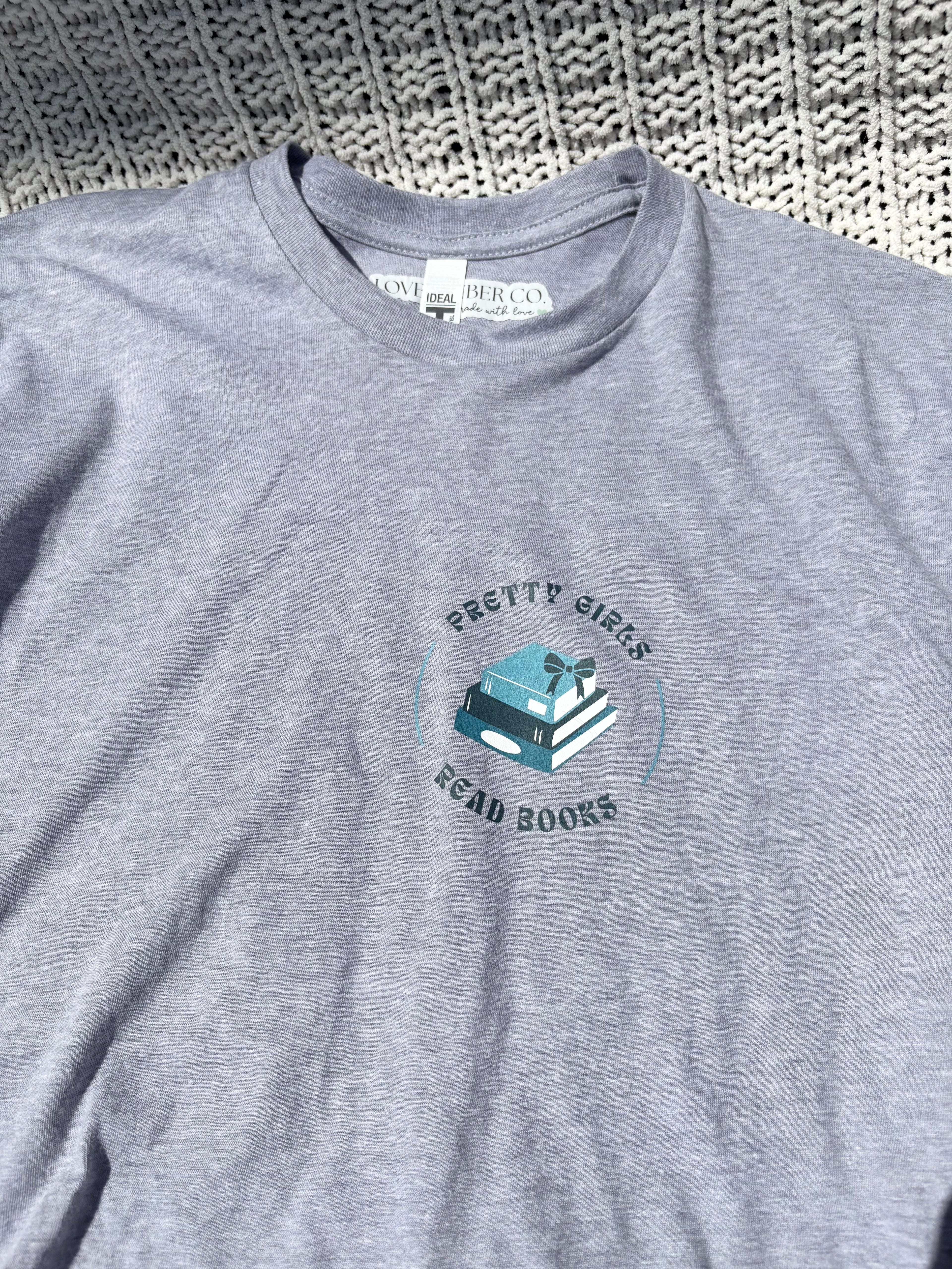 Pretty girls read books Tee